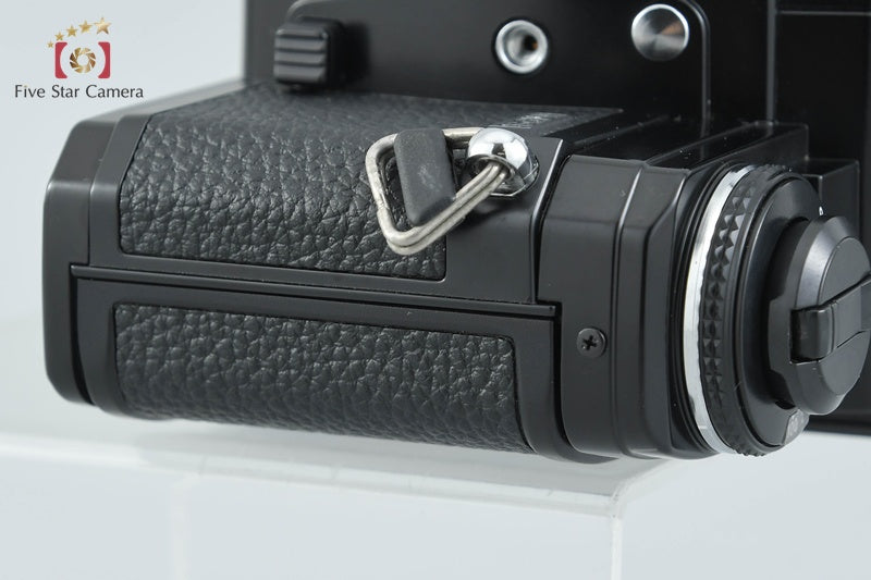Minolta New X-700 35mm SLR Film Camera Body