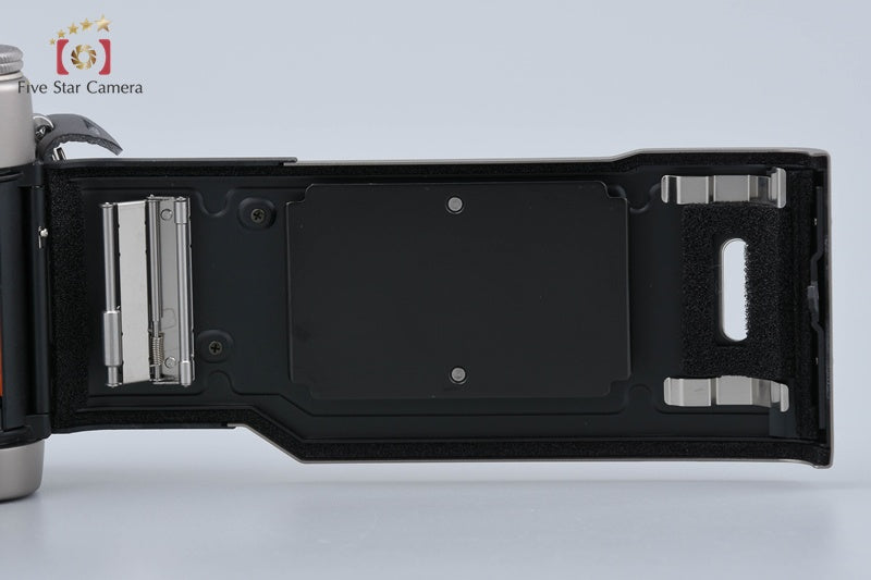 CONTAX G2 35mm Rangefinder Film Camera Body