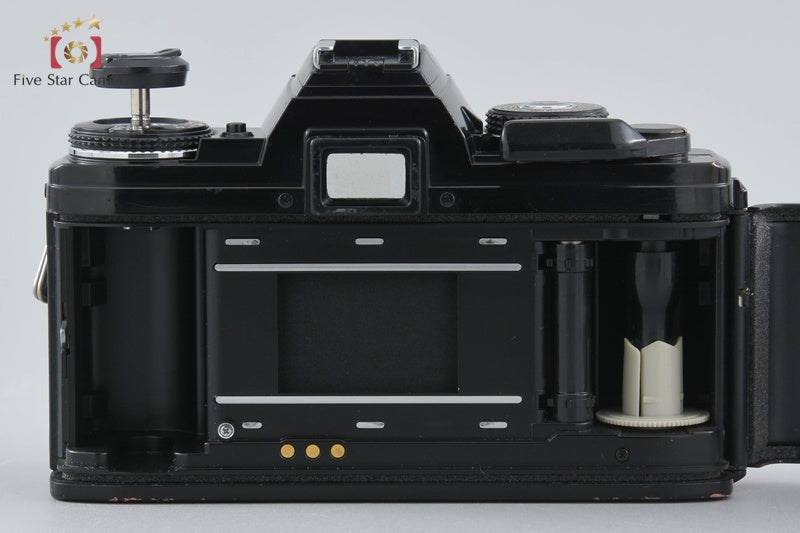 Minolta New X-700 35mm SLR Film Camera Body