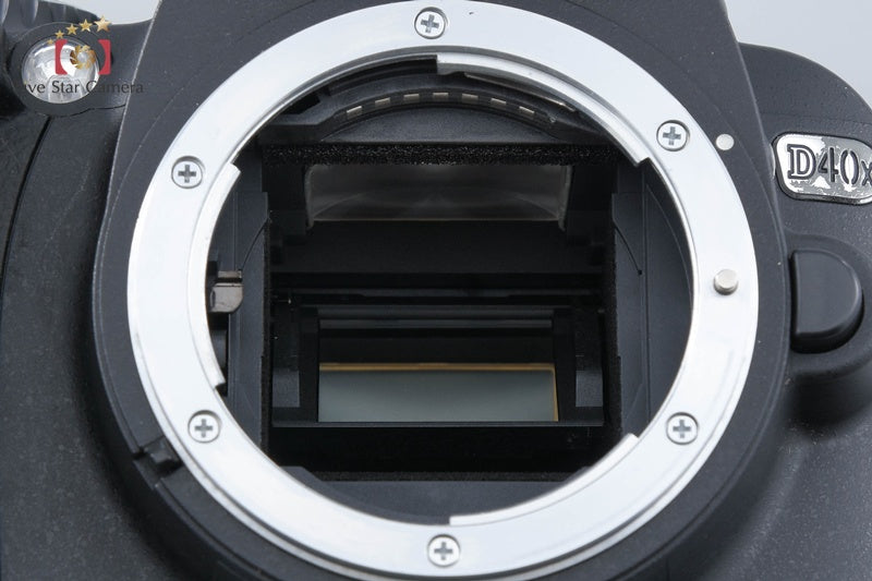 "Shutter count 379" Nikon D40x 10.2 MP DSLR AF-S DX NIKKOR 18-55mm G II ED Lens