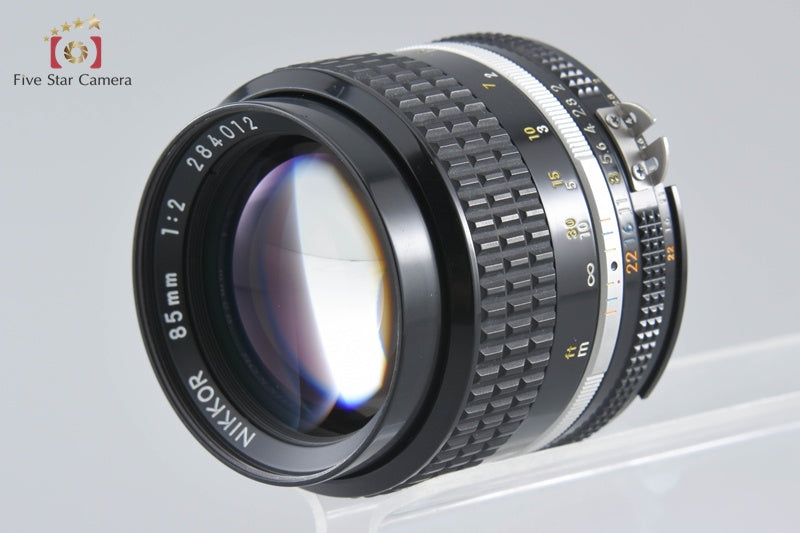 Nikon Ai-S NIKKOR 85mm f/2