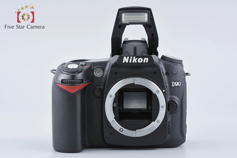 Nikon D90 12.3 MP DSLR Camera AF-S DX 18-55 G VR Lens