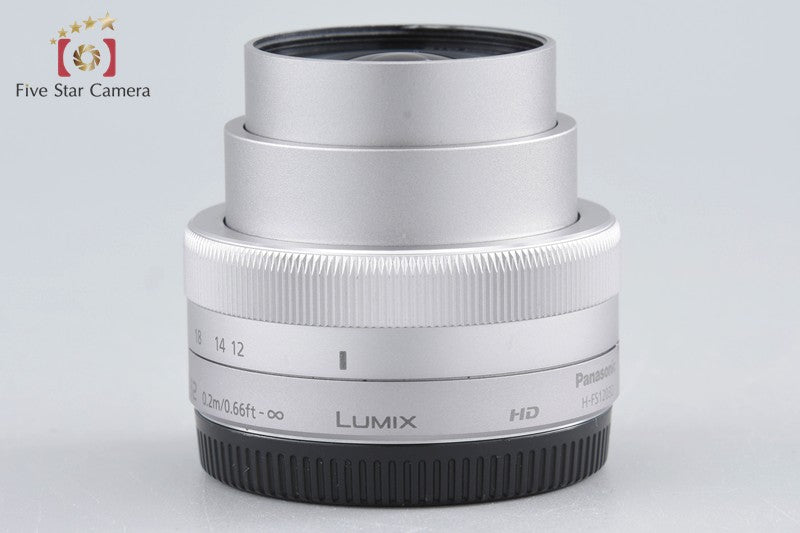 Panasonic LUMIX G VARIO 12-32mm f/3.5-5.6 ASPH. MEGA O.I.S. H-FS12032 Silver