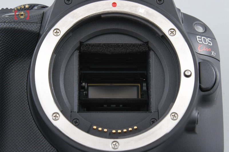 Canon EOS Kiss X7 / Rebel SL1 / 100D 18.0 MP DSLR EF-S 18-55 IS Lens