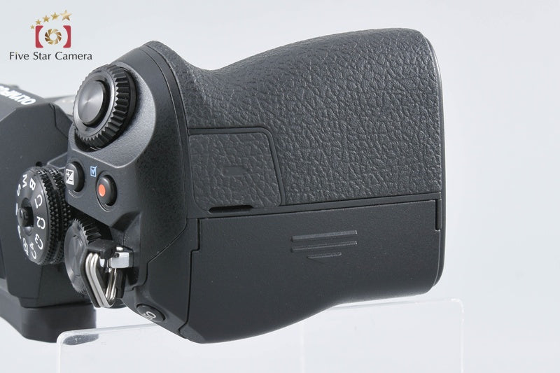 "Count 2,891" Olympus OM-D E-M1 Mark III Black 20.3 MP Digital Mirrorless Camera