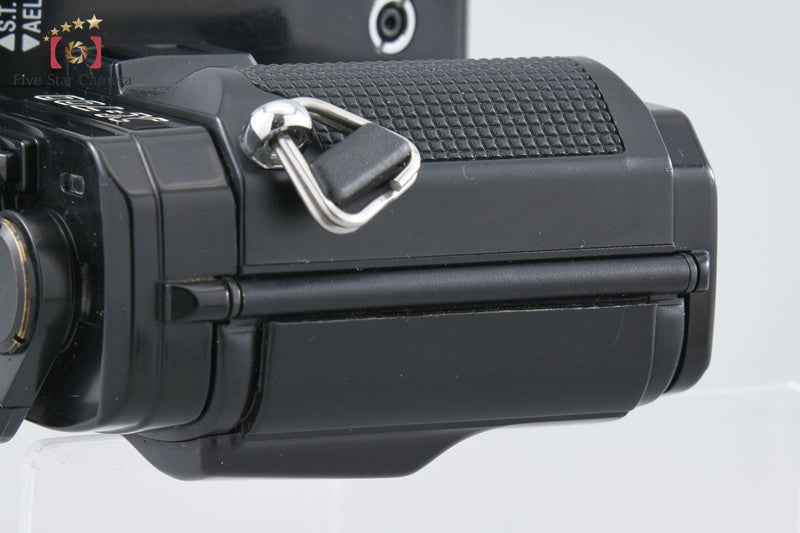 Minolta New X-700 35mm SLR Film Camera Body