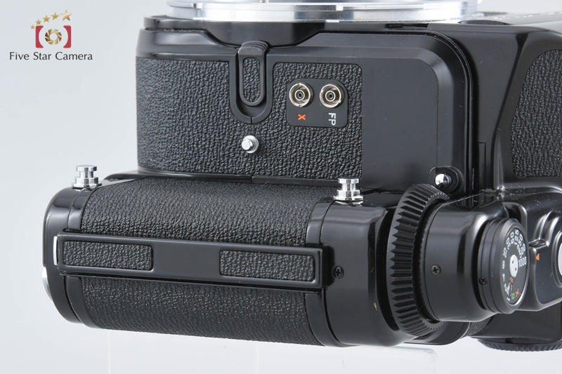 PENTAX 6x7 M-Up Early Model + TTL Later Model Prism Viewfinder