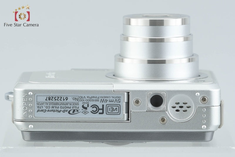 Fujifilm FinePix V10 Silver 5.1 MP Digital Camera
