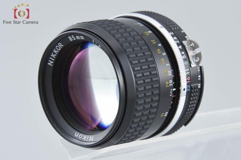 Nikon Ai NIKKOR 85mm f/2