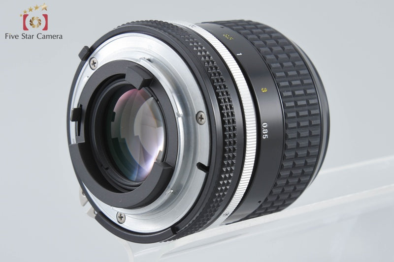 Nikon Ai NIKKOR 85mm f/2