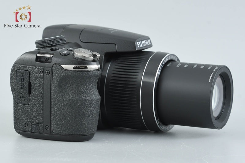 Fujifilm FinePix S3200 14.0 MP Digital Camera from Japan