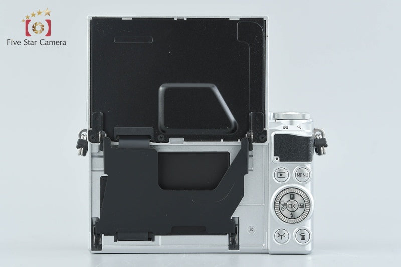"Shutter count 3,853" Nikon 1 J5 Silver 20.8 MP Digital Camera 10-30 VR Lens