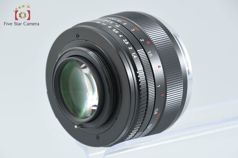 Carl Zeiss Planar 50mm f/1.4 ZS T* M42 Mount