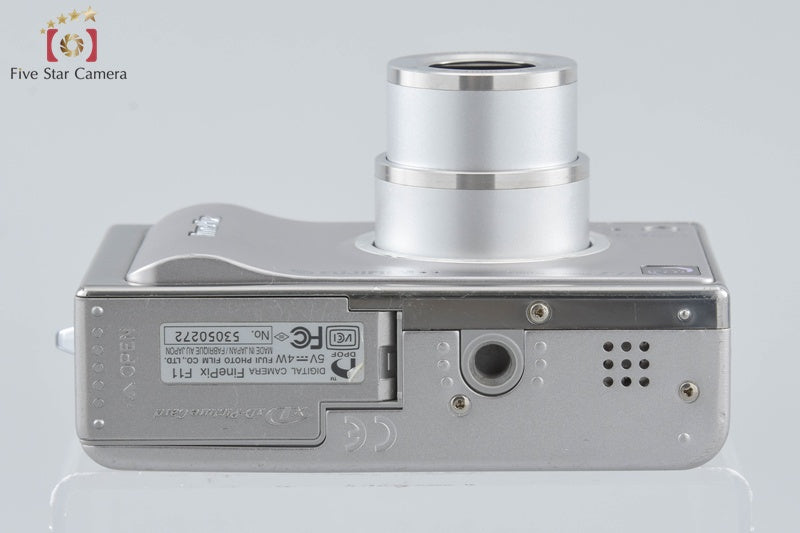 Fujifilm FinePix F11 6.3 MP Digital Camera