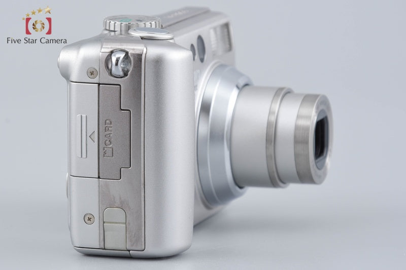 Nikon COOLPIX 7900 Silver 7.1 MP Digital Camera