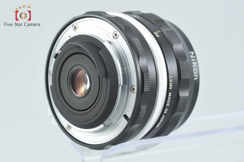 Nikon NIKKOR-H.C Auto 28mm f/3.5 Non Ai Lens
