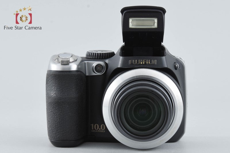 Fujifilm FinePix S8100fd 10.0 MP Digital Camera from Japan