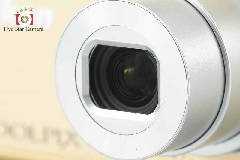 Nikon COOLPIX S3300 Sweet Gold 16.0 MP Digital Camera w/ Box