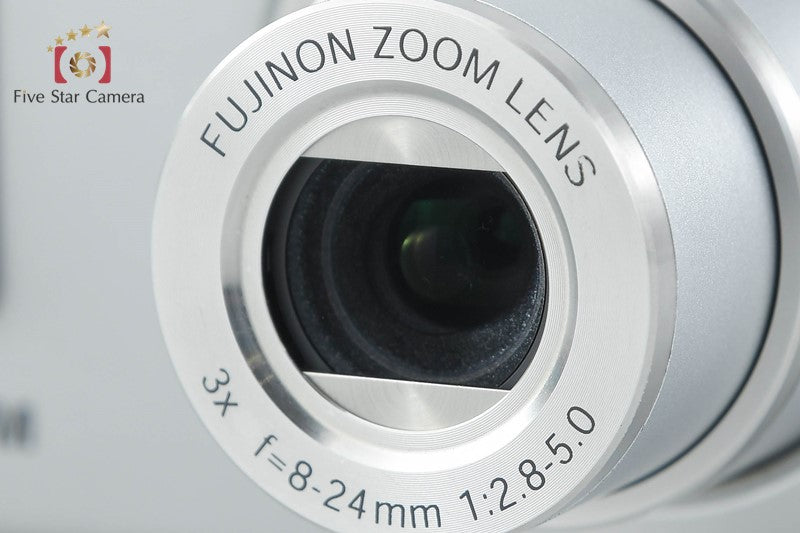 Fujifilm FinePix F31fd 6.3 MP Digital Camera