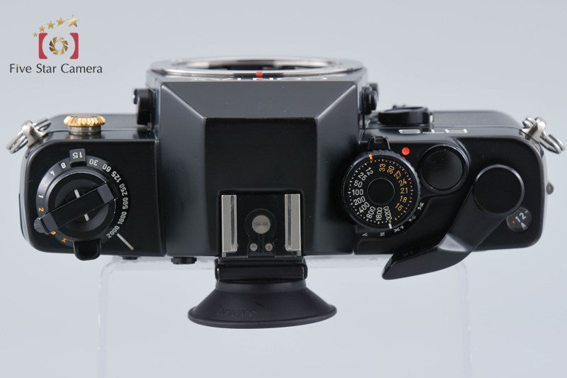 CONTAX RTS II Quartz 35mm SLR Film Camera Body
