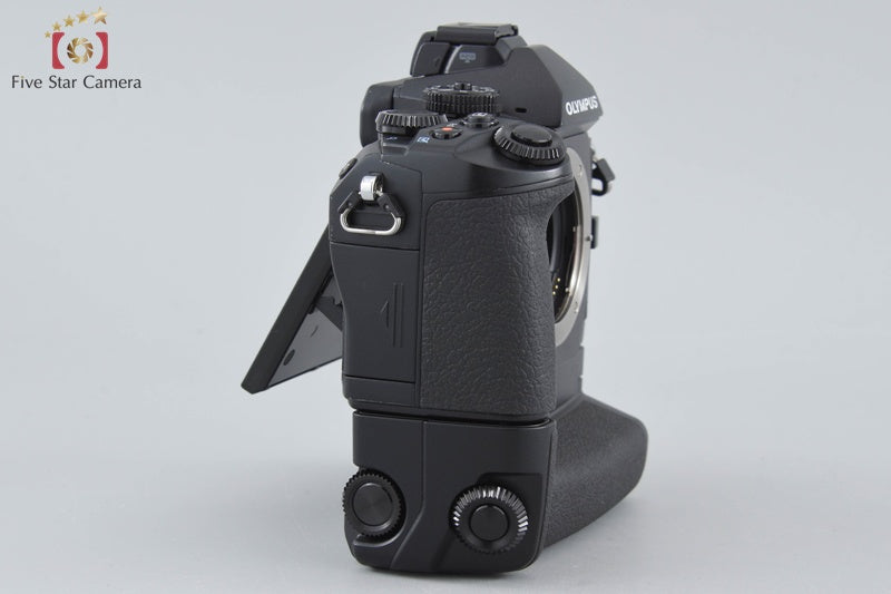 Olympus OM-D E-M1 Black 16.3 MP Digital Mirrorless Camera + HLD-7 Battery holder