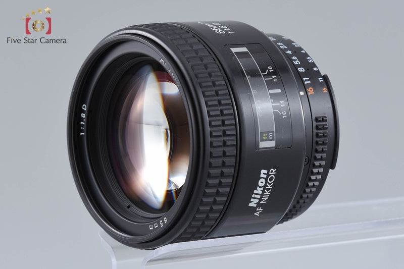 Nikon AF NIKKOR 85mm f/1.8 D