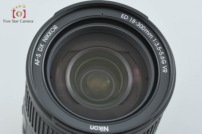 Nikon AF-S DX NIKKOR 18-300mm f/3.5-5.6 G ED VR