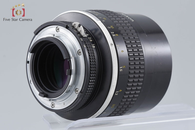 Nikon Ai-S NIKKOR 105mm f/1.8