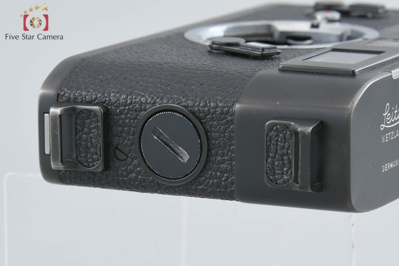 Leica M5 Later Model Black 35mm Rangefinder Film Camera Body