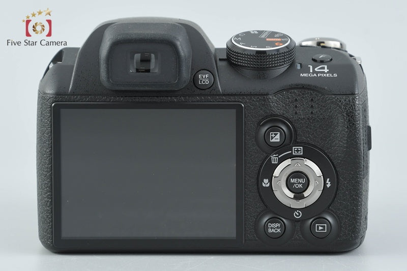 Fujifilm FinePix S3200 14.0 MP Digital Camera from Japan