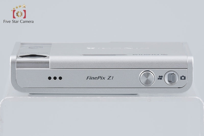 Fujifilm FinePix Z1 Silver 5.1 MP Digital Camera