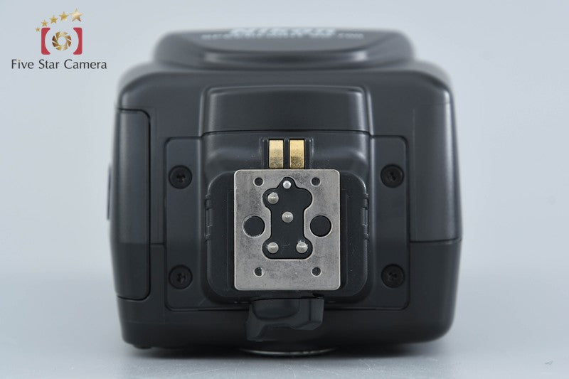 Nikon SPEEDLIGHT SB-700 Shoe Mount Flash