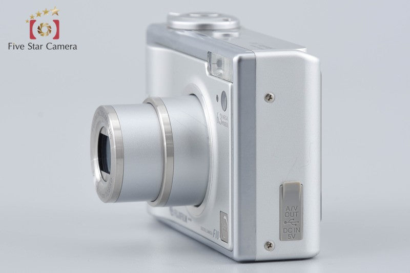 Fujifilm FinePix F10 6.3 MP Digital Camera w/ Box