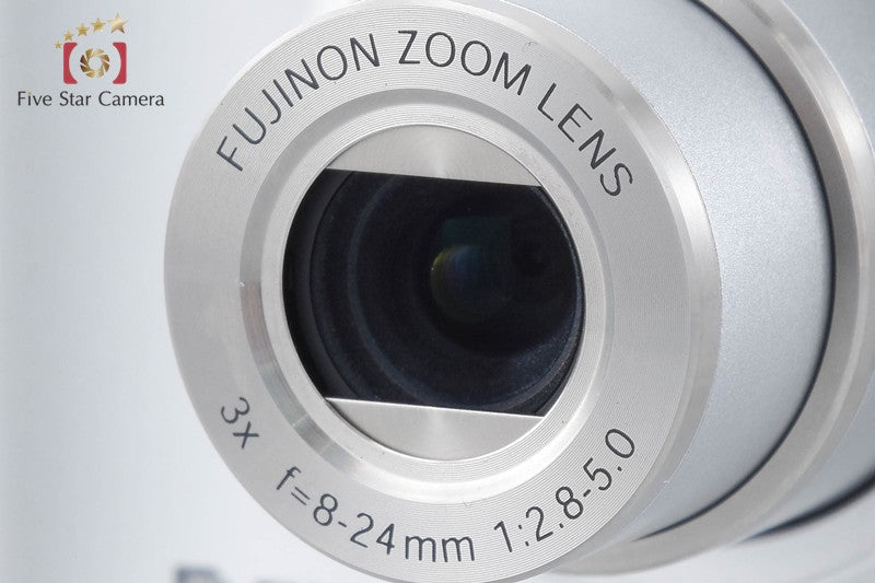 Fujifilm FinePix F10 6.3 MP Digital Camera w/ Box