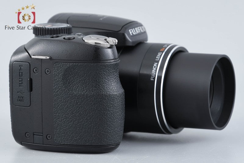 Fujifilm FinePix S2500 HD 12.2 MP Digital Camera w/ Box