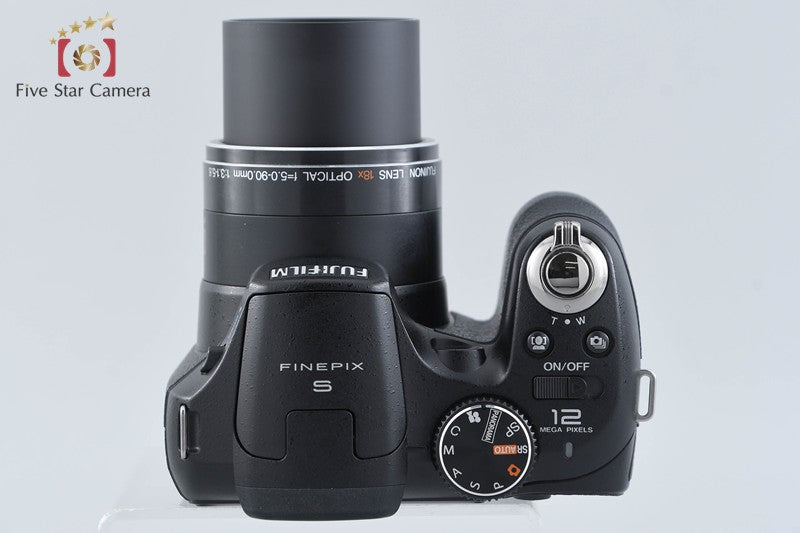 Fujifilm FinePix S2500 HD 12.2 MP Digital Camera w/ Box