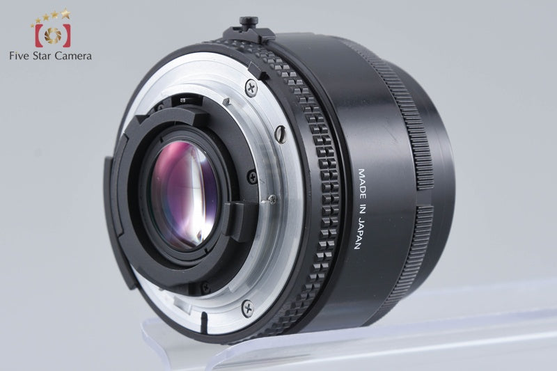 Nikon AF NIKKOR 24mm f/2.8