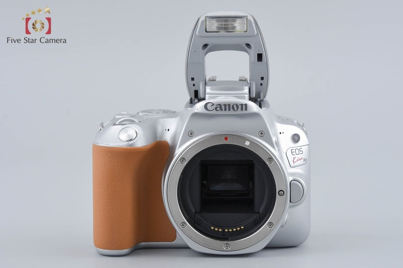 Canon EOS Kiss X9 / Rebel SL2 / 200D Silver 24.2 MP DSLR 18-55 IS STM Lens
