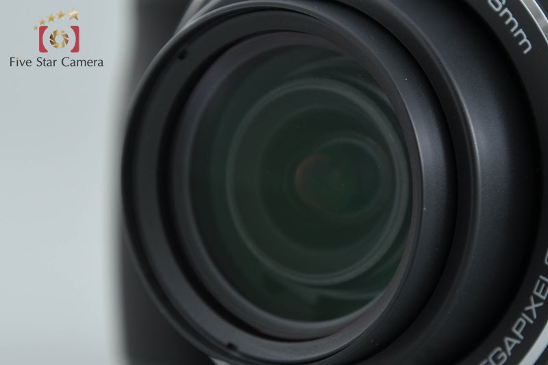 PENTAX X90 12.1 MP Digital Camera w/ Box