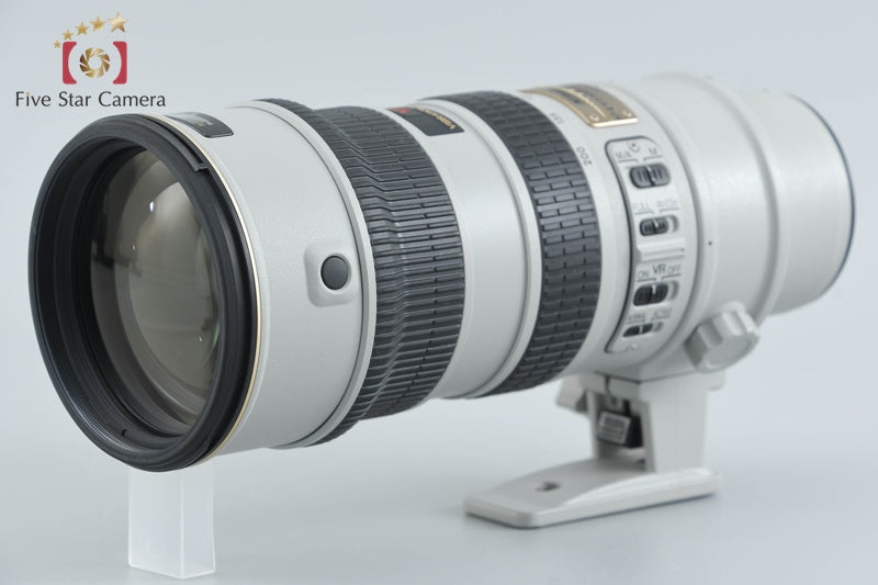 Nikon AF-S NIKKOR 70-200mm f/2.8 G ED VR Light Gray
