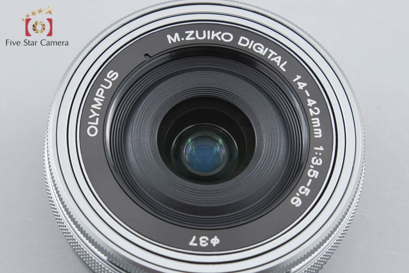 OLYMPUS M.ZUIKO DIGITAL ED 14-42mm f/3.5-5.6 EZ Silver