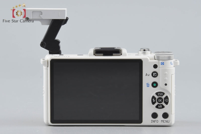 Shutter count 2,093 PENTAX Q White 12.4 MP Digital Mirrorless Camera