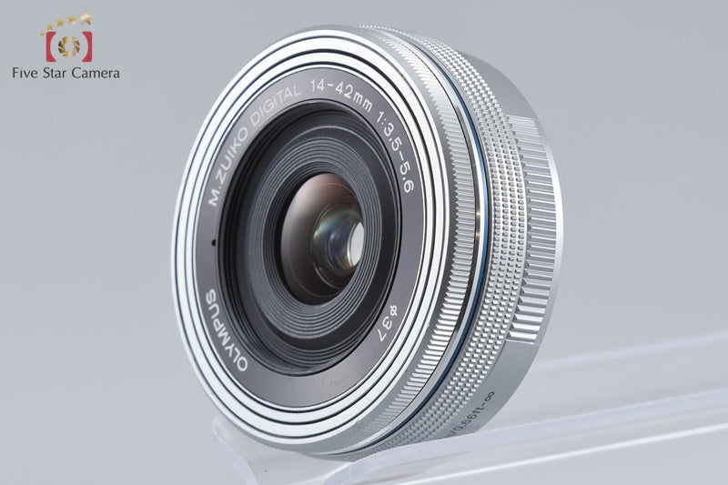 Shutter count 766 Olympus PEN E-PL8 White 16.1 MP 14-42 EZ Lens