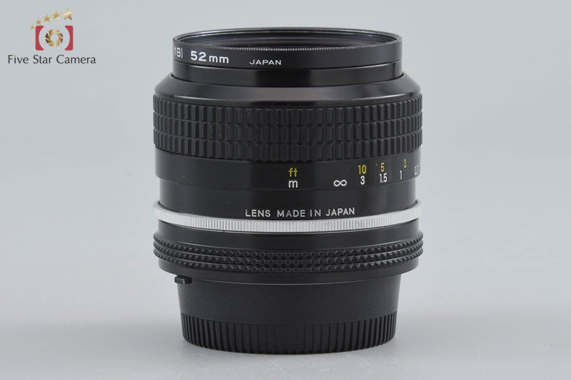 Nikon Ai NIKKOR 24mm f/2.8