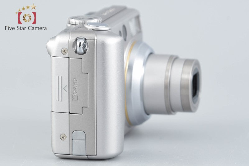 Nikon COOLPIX E5200 Silver 5.1 MP Digital Camera w/ Box