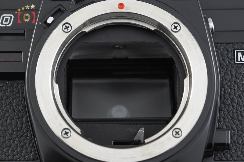Minolta New X-700 35mm SLR Film Camera Body