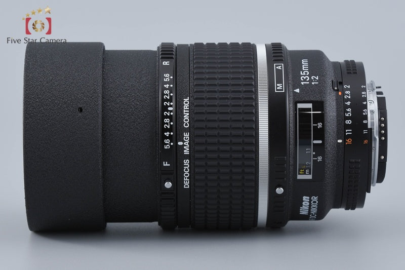 Nikon AF DC NIKKOR 135mm f/2 w/ Box