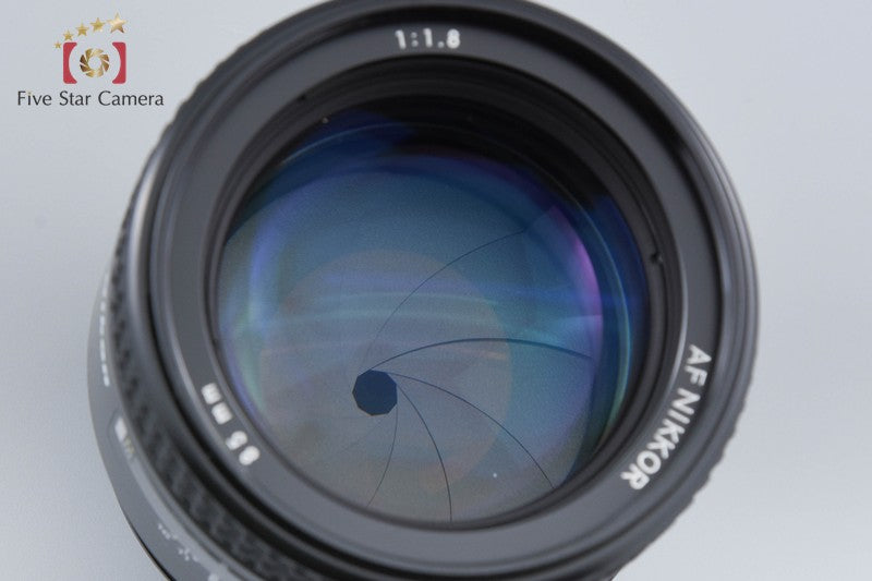 Nikon AF NIKKOR 85mm f/1.8 w/ Box