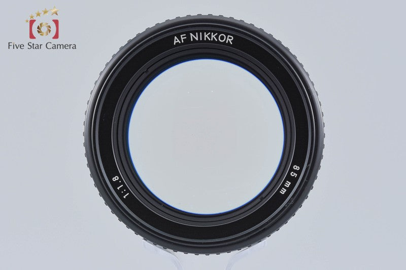 Nikon AF NIKKOR 85mm f/1.8 w/ Box