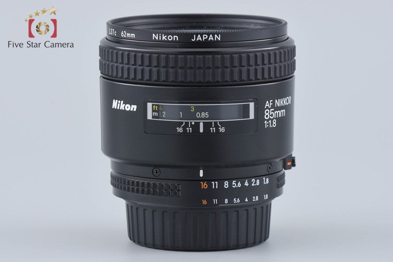 Nikon AF NIKKOR 85mm f/1.8 w/ Box
